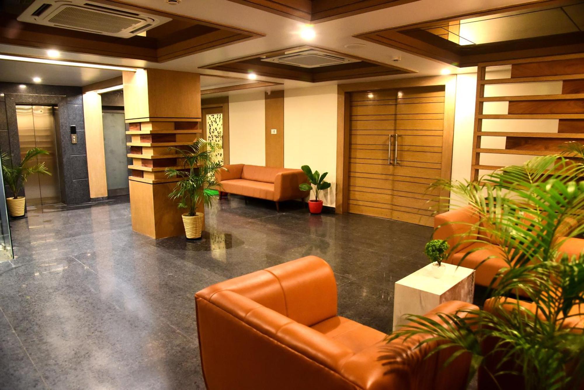 Hotel Rishiraj, Nagaon Nagaon  Εξωτερικό φωτογραφία