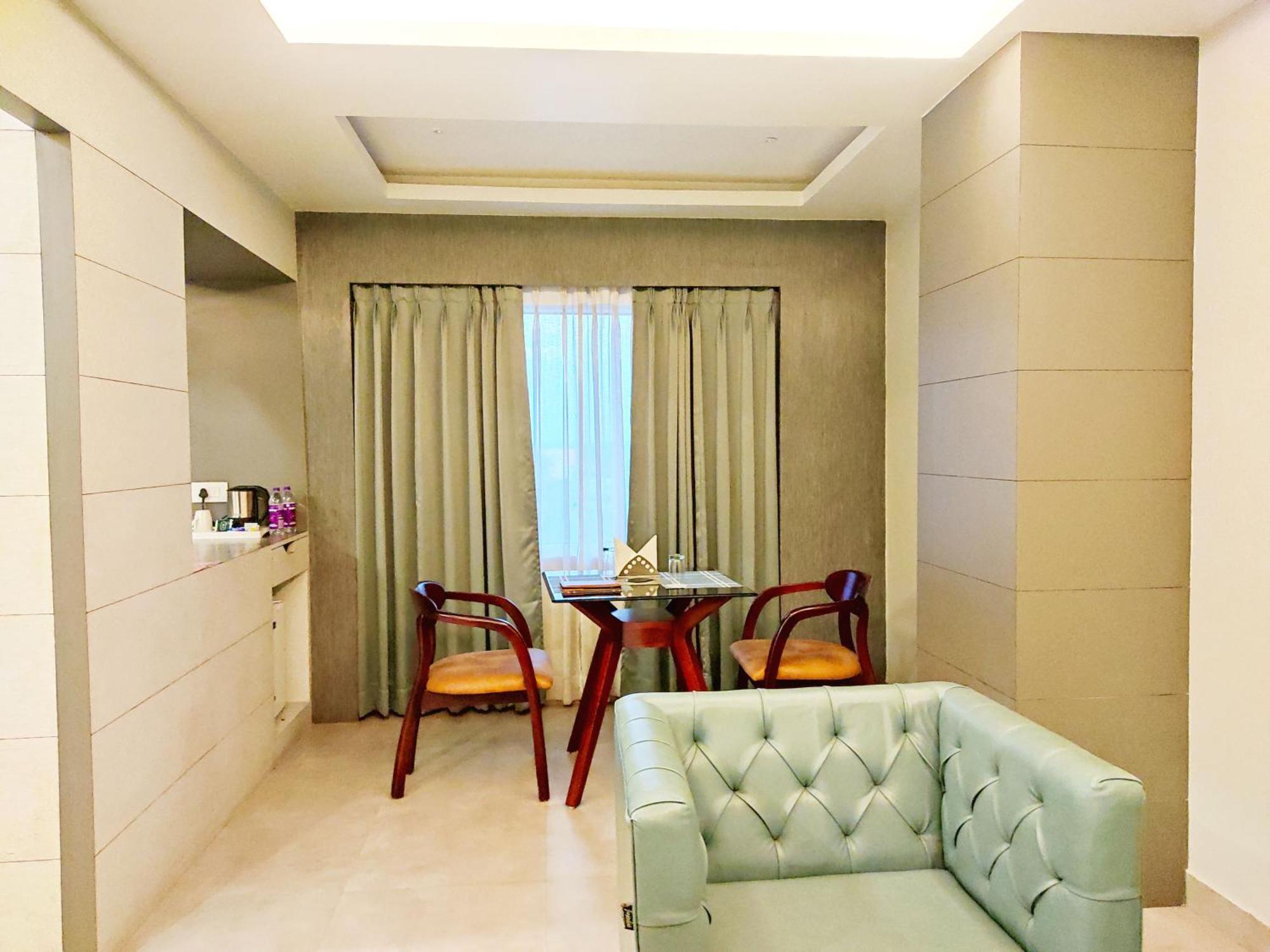 Hotel Rishiraj, Nagaon Nagaon  Εξωτερικό φωτογραφία