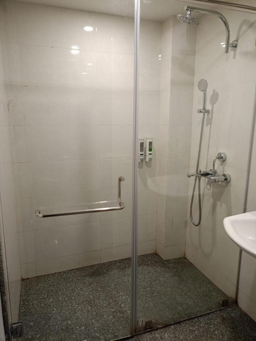Hotel Rishiraj, Nagaon Nagaon  Εξωτερικό φωτογραφία